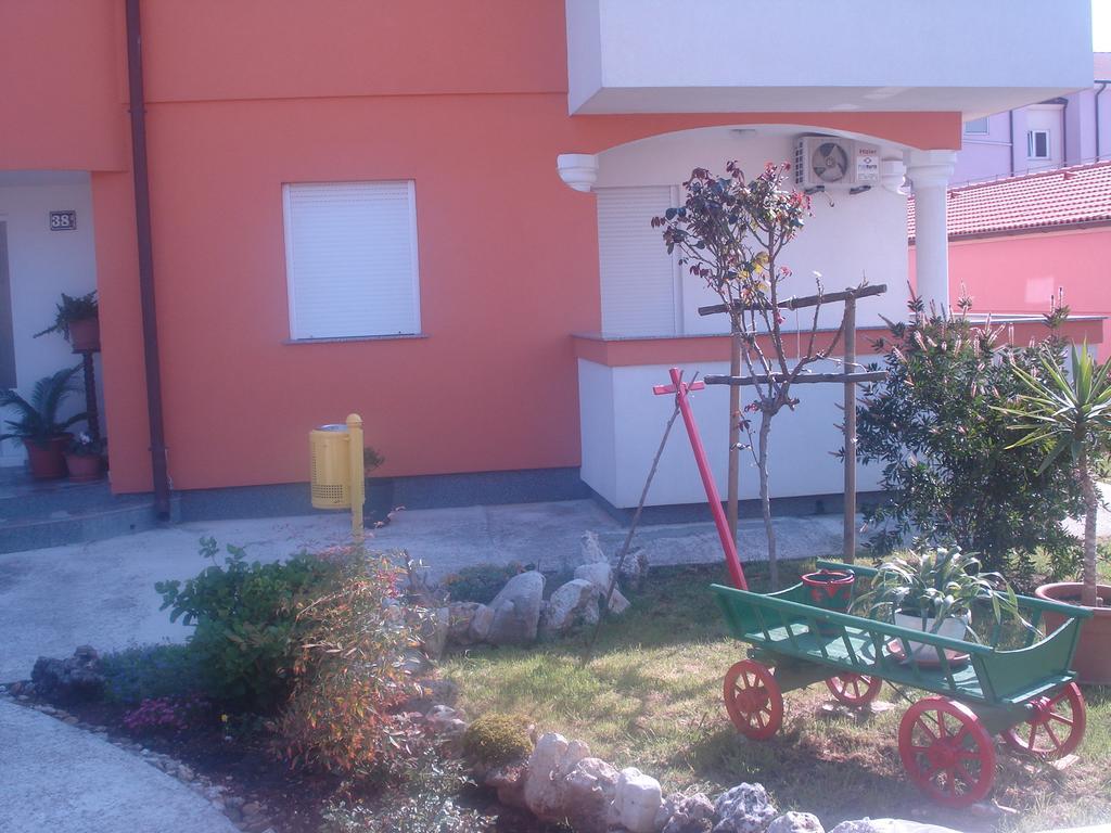 Apartments Buzleta Fažana エクステリア 写真